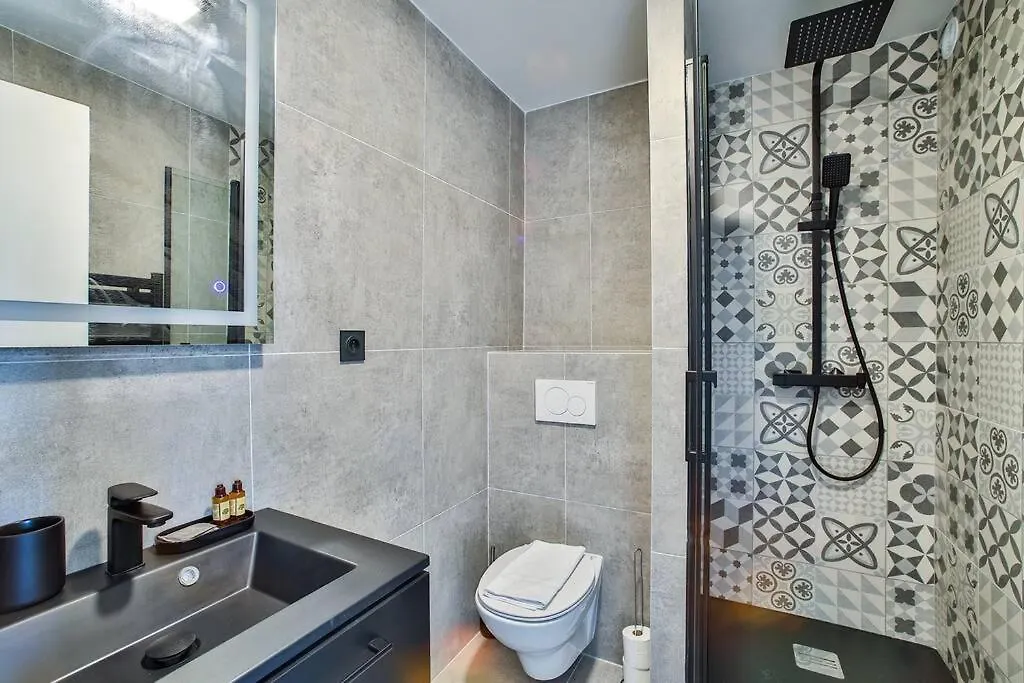 41.Typical Parisian Flat#4Pers#Le Marais#Beaubourg Apartment